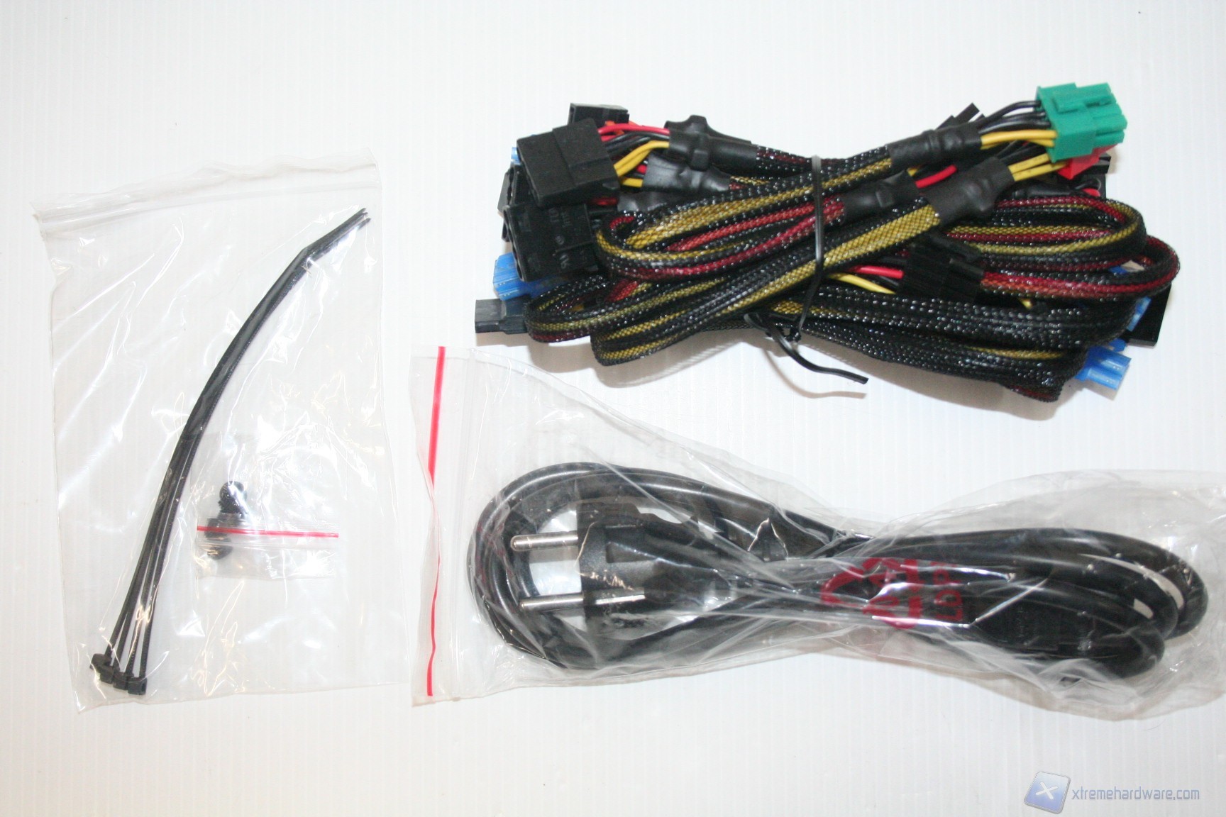 00032 BEQUIET 730W