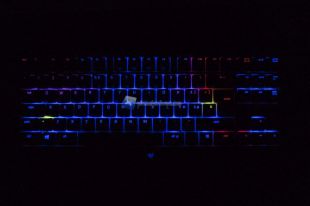 Razer-Blackwidow-TE-Chroma-V2-LED-2